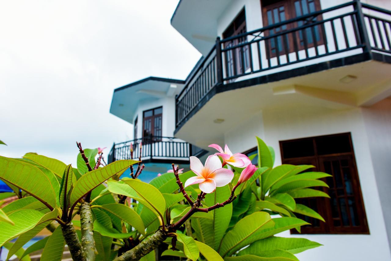 Ocean Glory Hotel Ettukala Zewnętrze zdjęcie