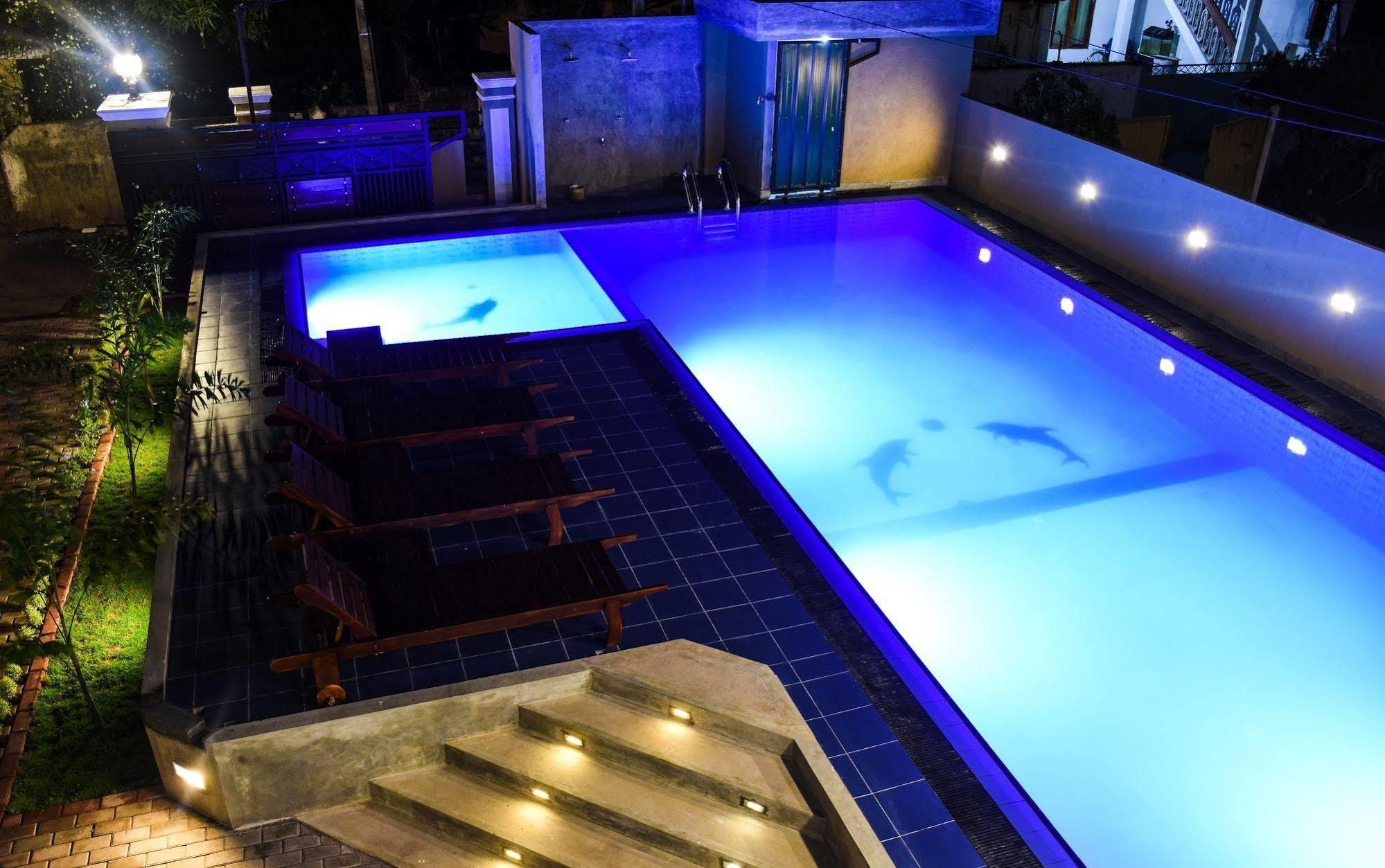 Ocean Glory Hotel Ettukala Zewnętrze zdjęcie
