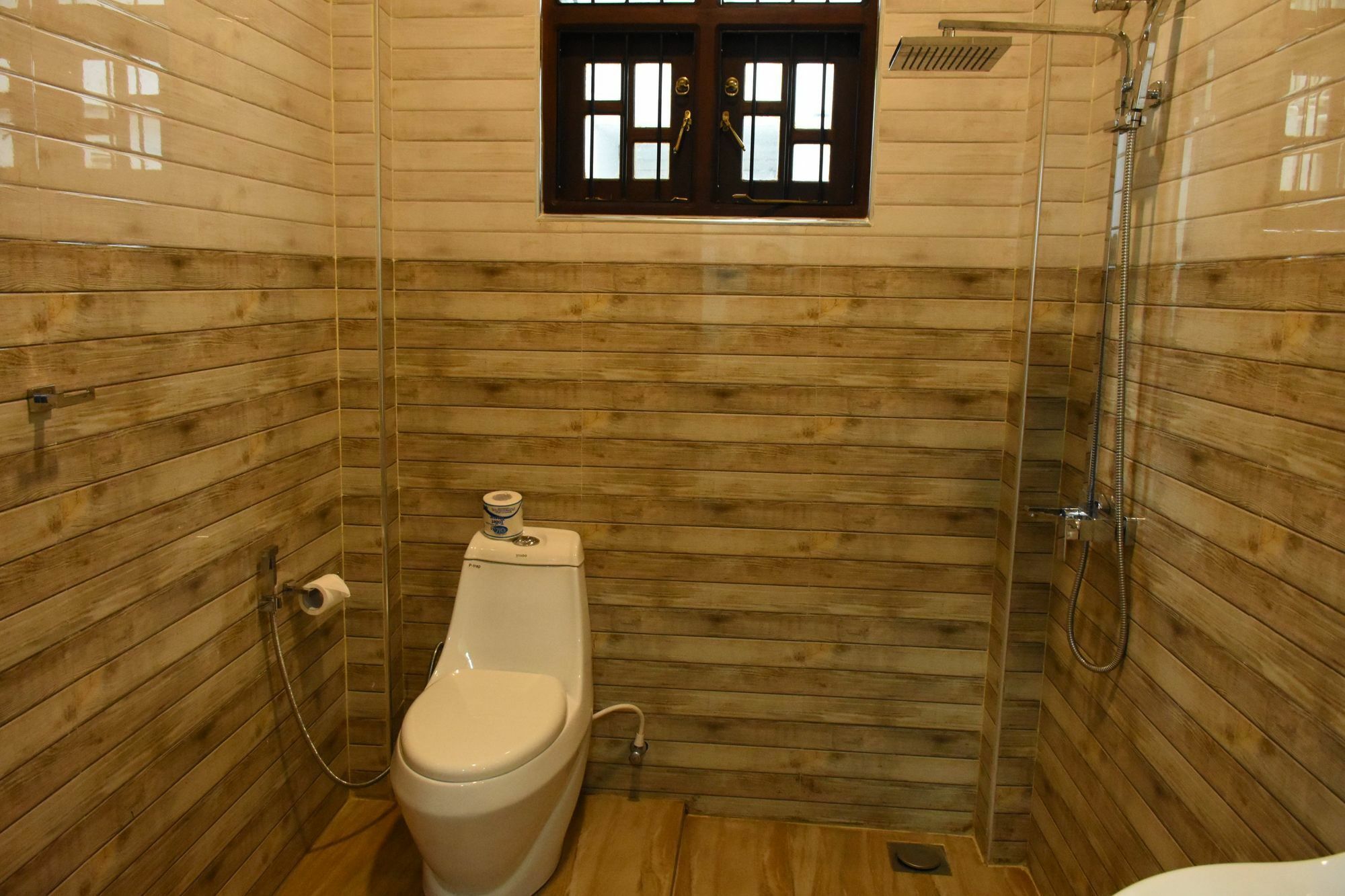 Ocean Glory Hotel Ettukala Zewnętrze zdjęcie